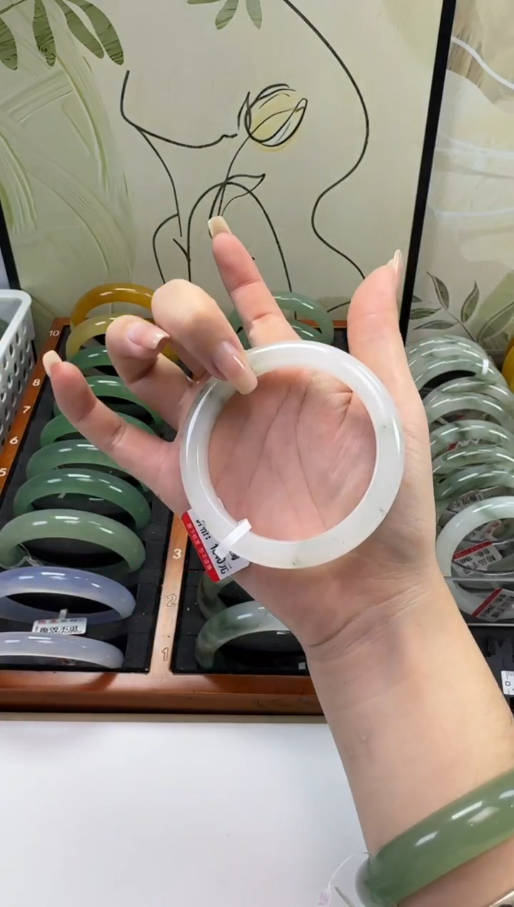 未镶嵌手镯石英质玉天山翠  56.1mm