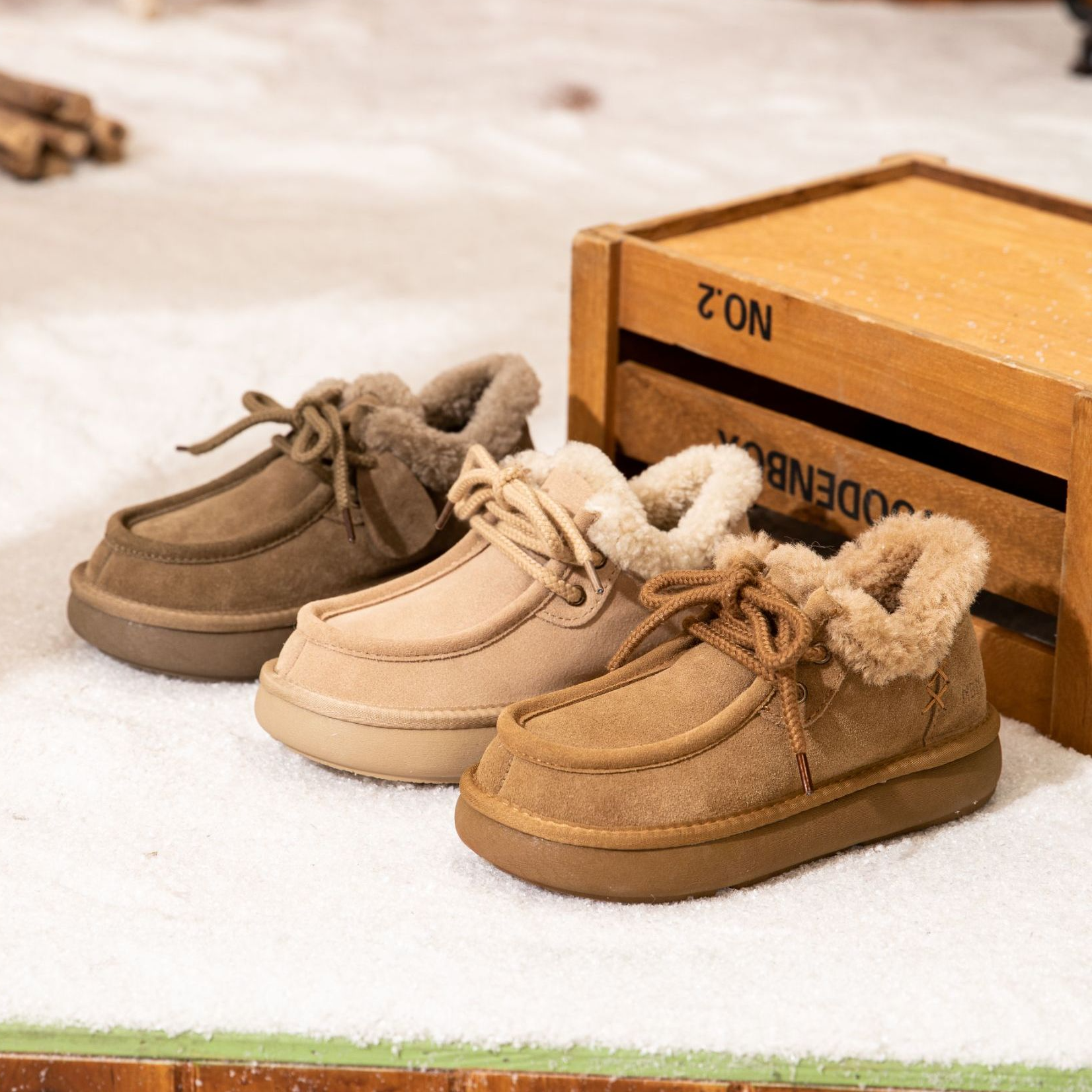 全羊毛短靴冬季少女风雪地靴中跟休闲加厚时尚雪地靴保暖