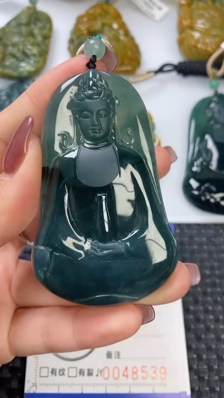 【闪购商品】翡翠颈饰未镶嵌1111111111111111