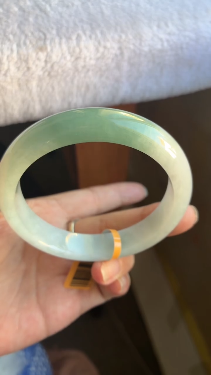 未镶嵌手镯翡翠（血漏）冰胶半山水2号