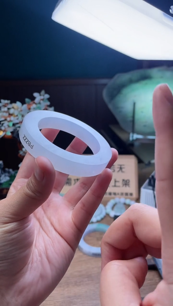 【闪购商品】定制翡翠手镯未镶嵌 定制