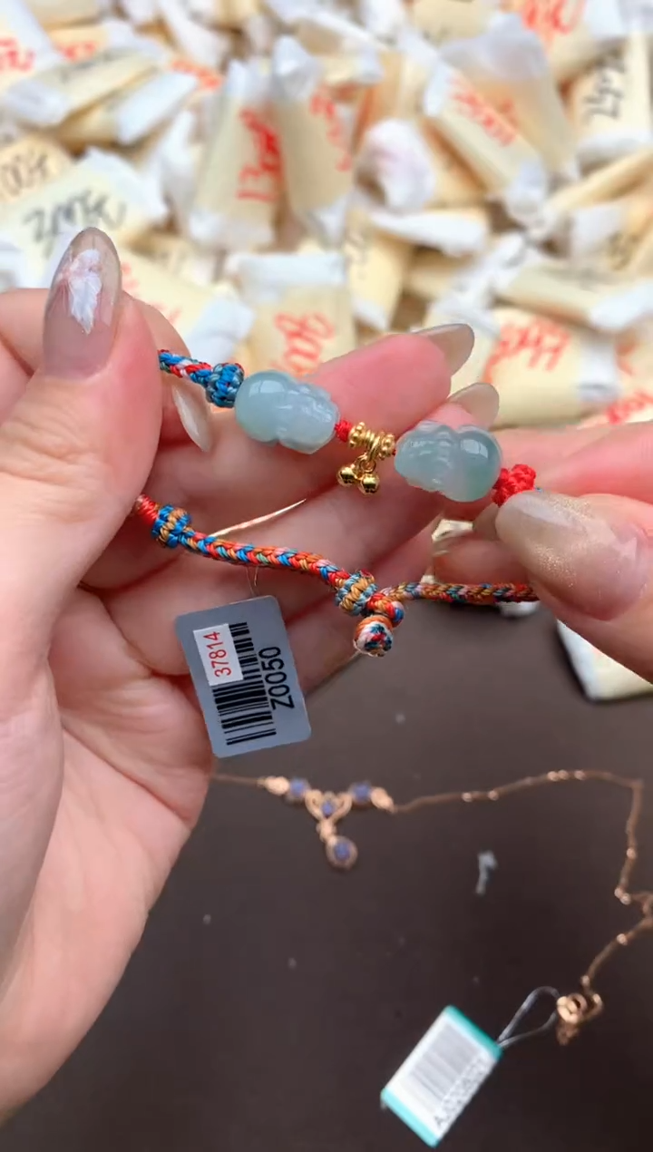 【闪购商品】翡翠挂件未镶嵌  一     