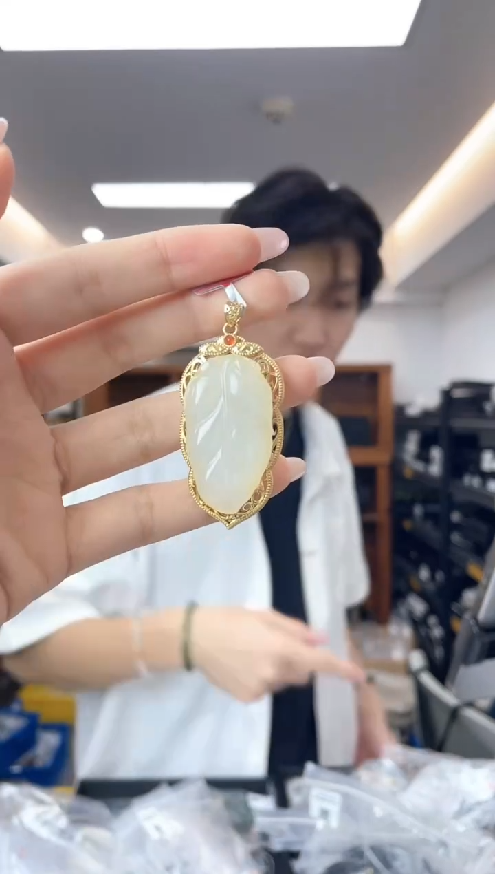 和田玉18K金镶嵌颈饰多样性一件发货