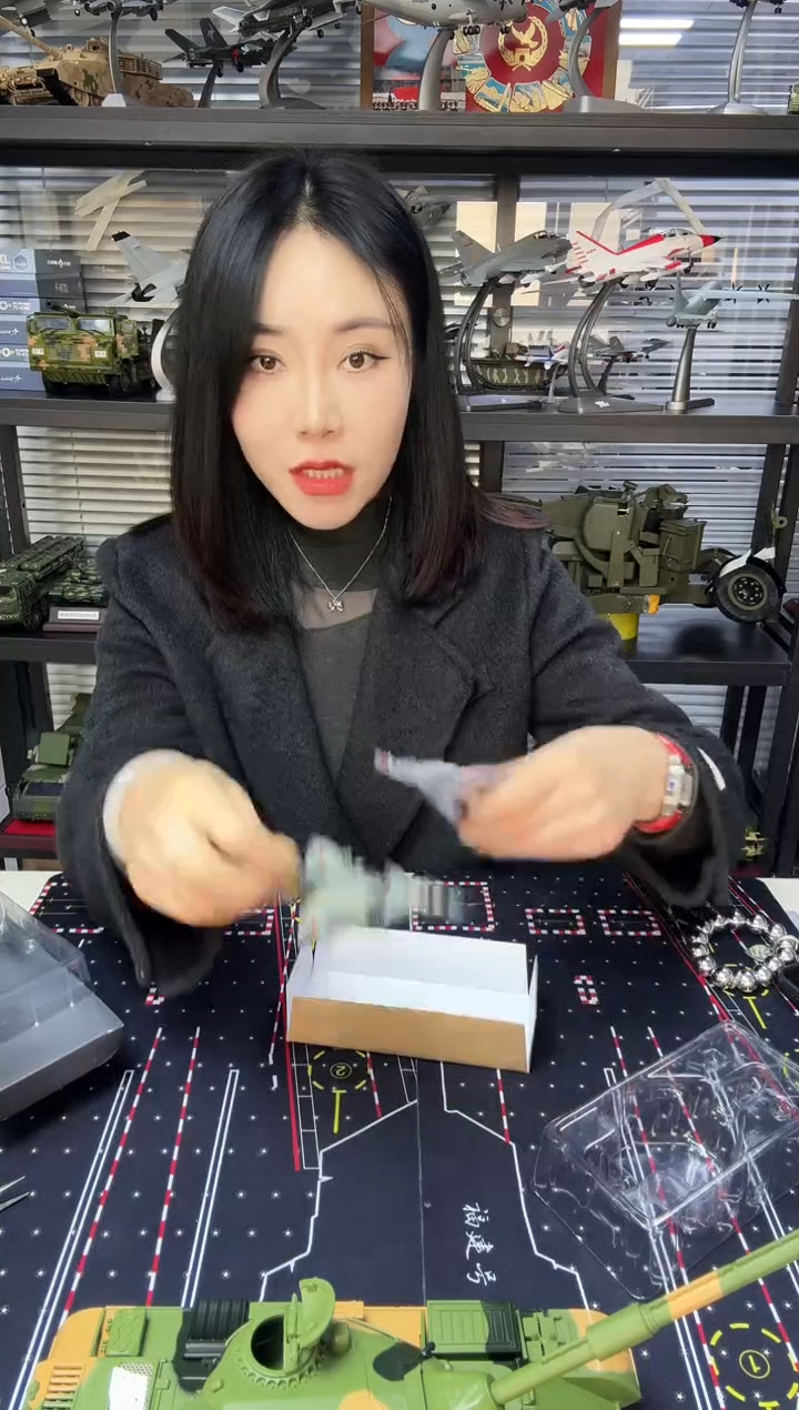 1/144合金飞机模型歼10