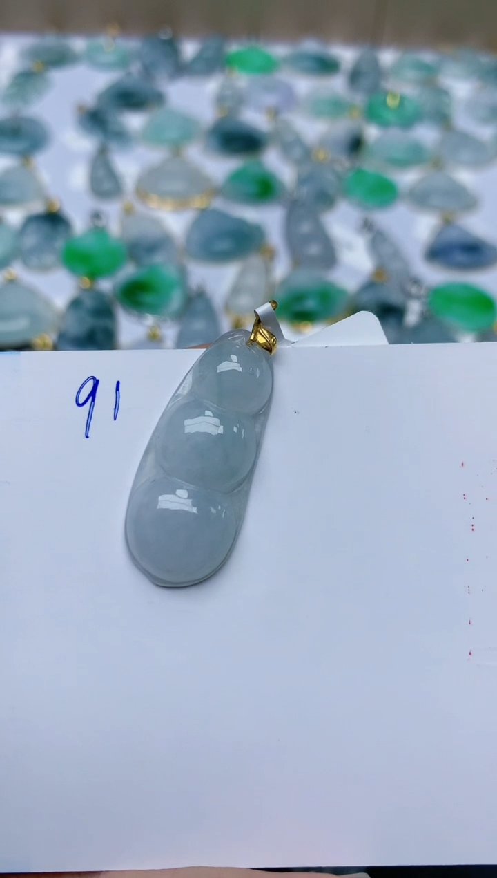 【闪购商品】翡翠颈饰18K金镶嵌天然翡翠A货    91
