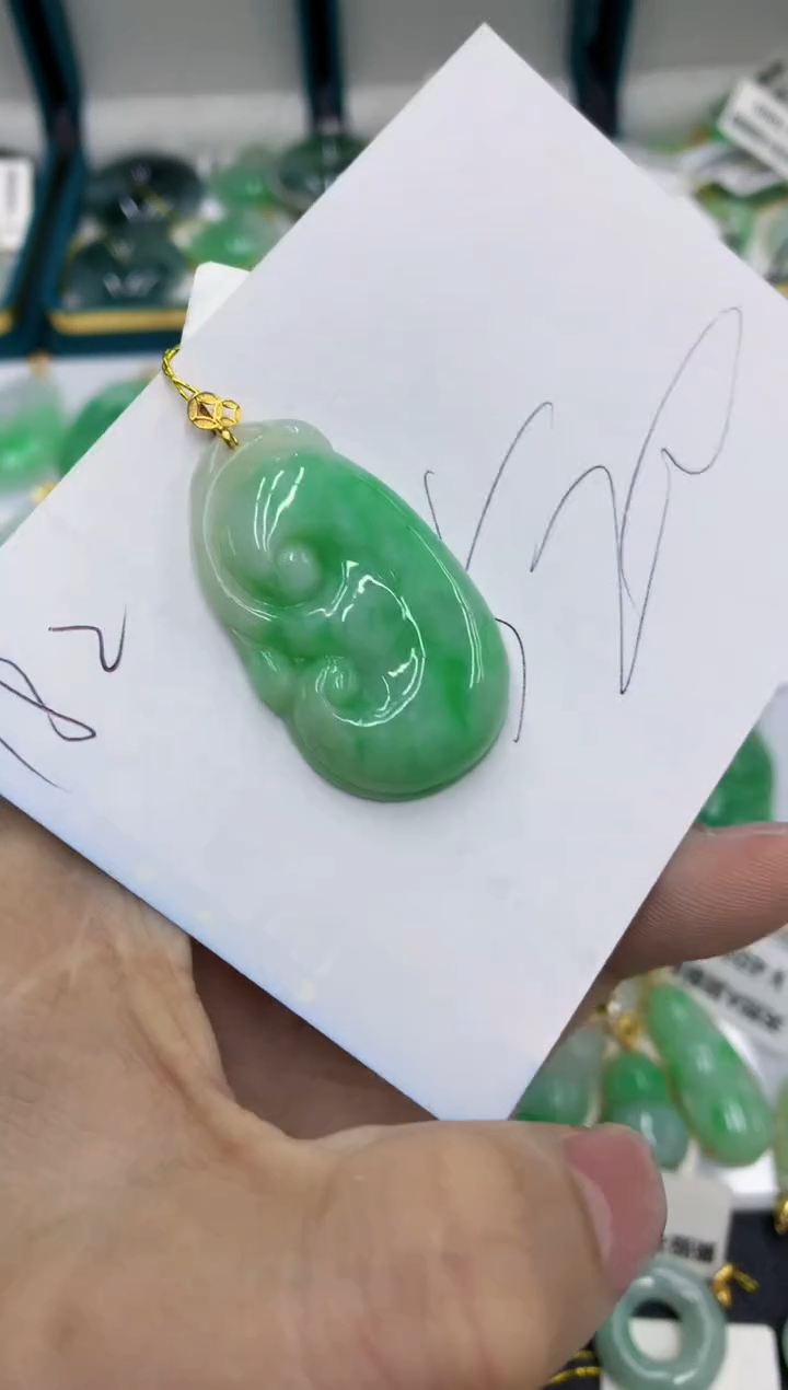 【闪购商品】翡翠颈饰18K金镶嵌1111111111