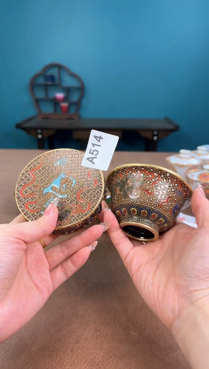 空**光a514珐琅彩微瑕狮子盖置杯！！