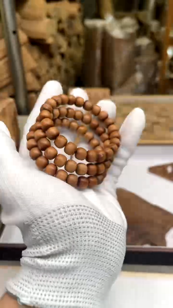 【闪购商品】檀香木其他8x9微瑕单圈