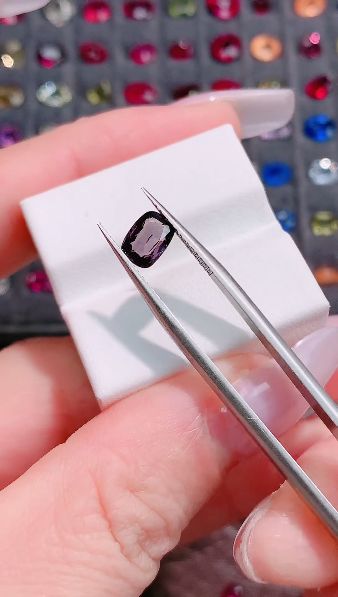 裸石尖晶石1ct天然