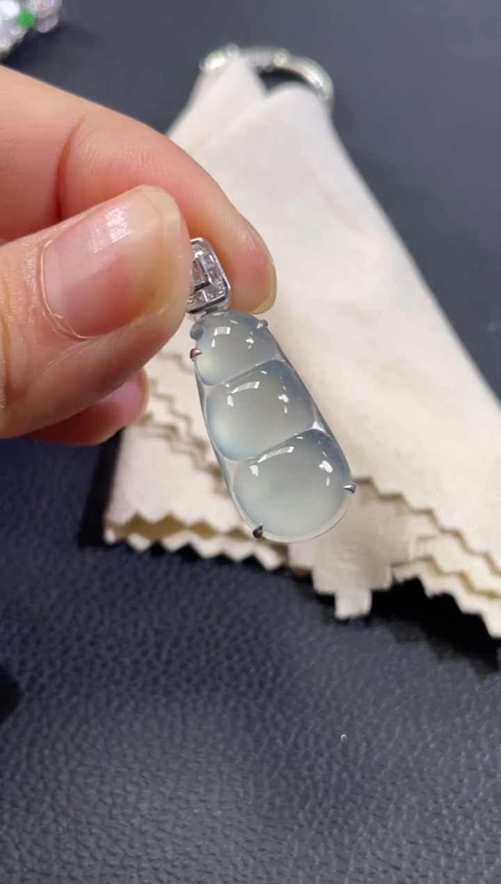 吊坠(不含链)18K金镶嵌翡翠A503|9800