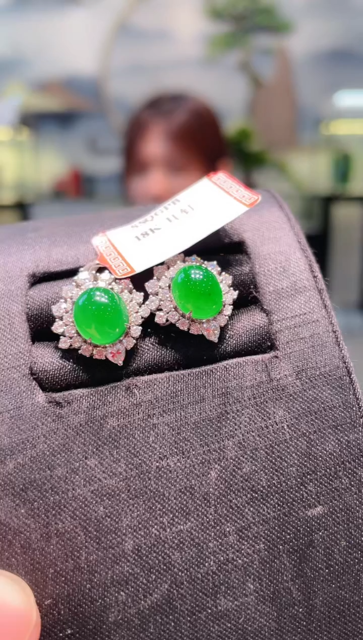 【闪购商品】翡翠颈饰18K金镶嵌A74天然A货翡翠