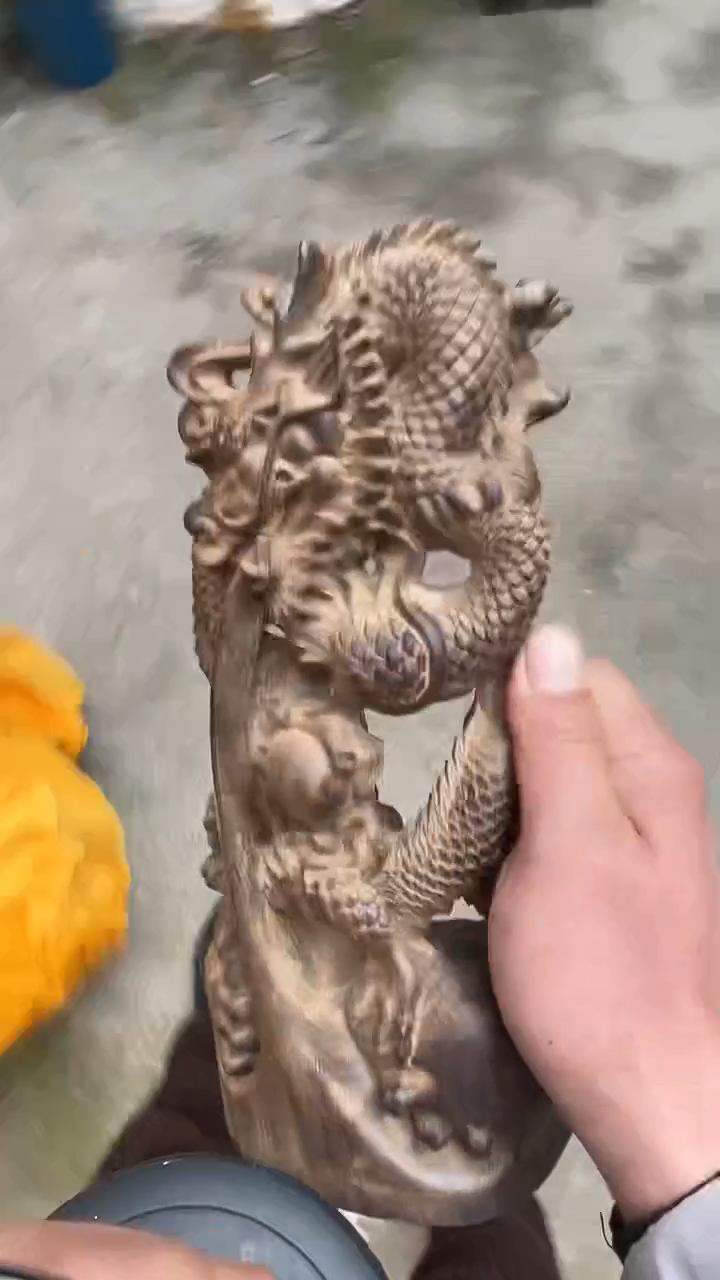 【闪购商品】木木雕新年快乐香木摆件