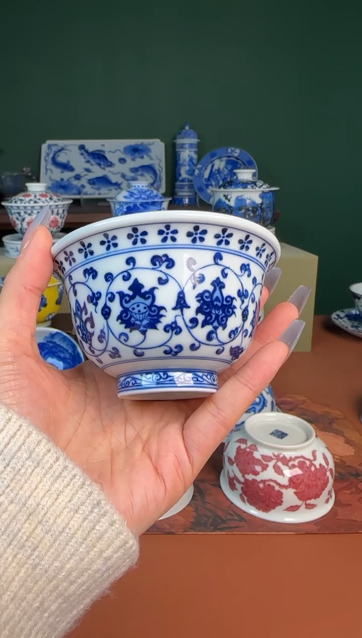 【闪购商品】杯福利。青花 缠枝莲 压手杯 