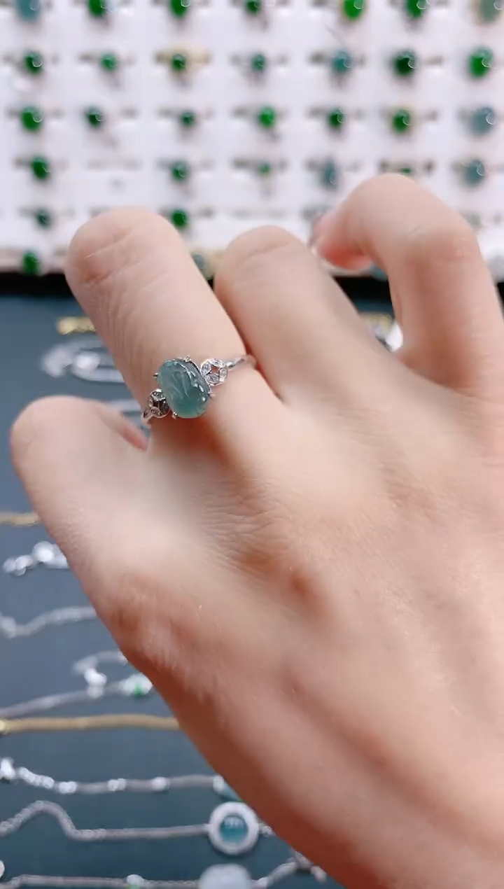 【闪购商品】翡翠戒指银S925镶嵌天然翡翠