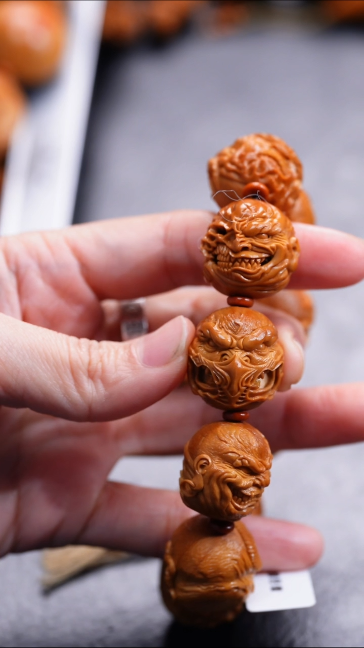 【闪购商品】橄榄核吊坠橄榄核