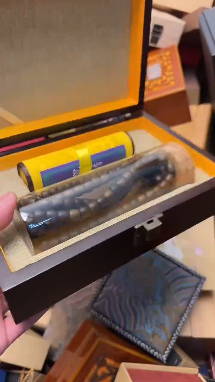 【闪购商品】沉香摆件————————