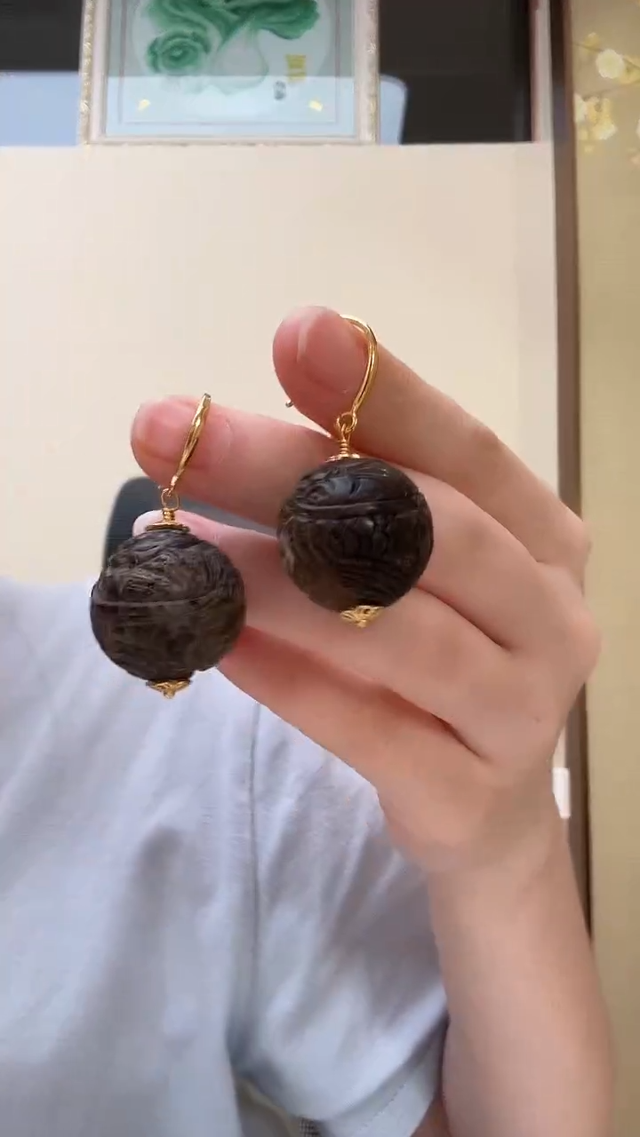 琥珀颈饰未镶嵌耳环