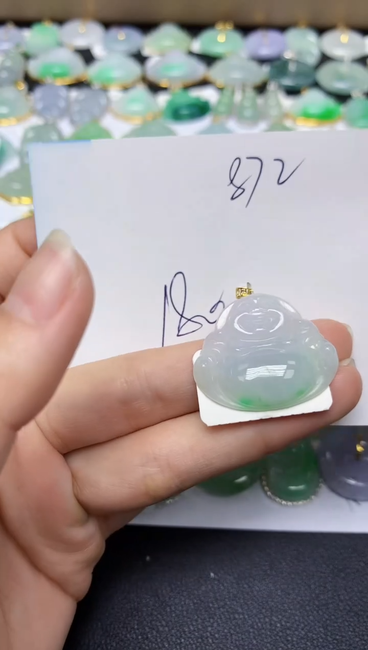 翡翠18K金镶嵌颈饰 天然翡翠A货