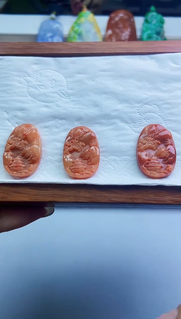 颈饰未镶嵌翡翠翡翠A货