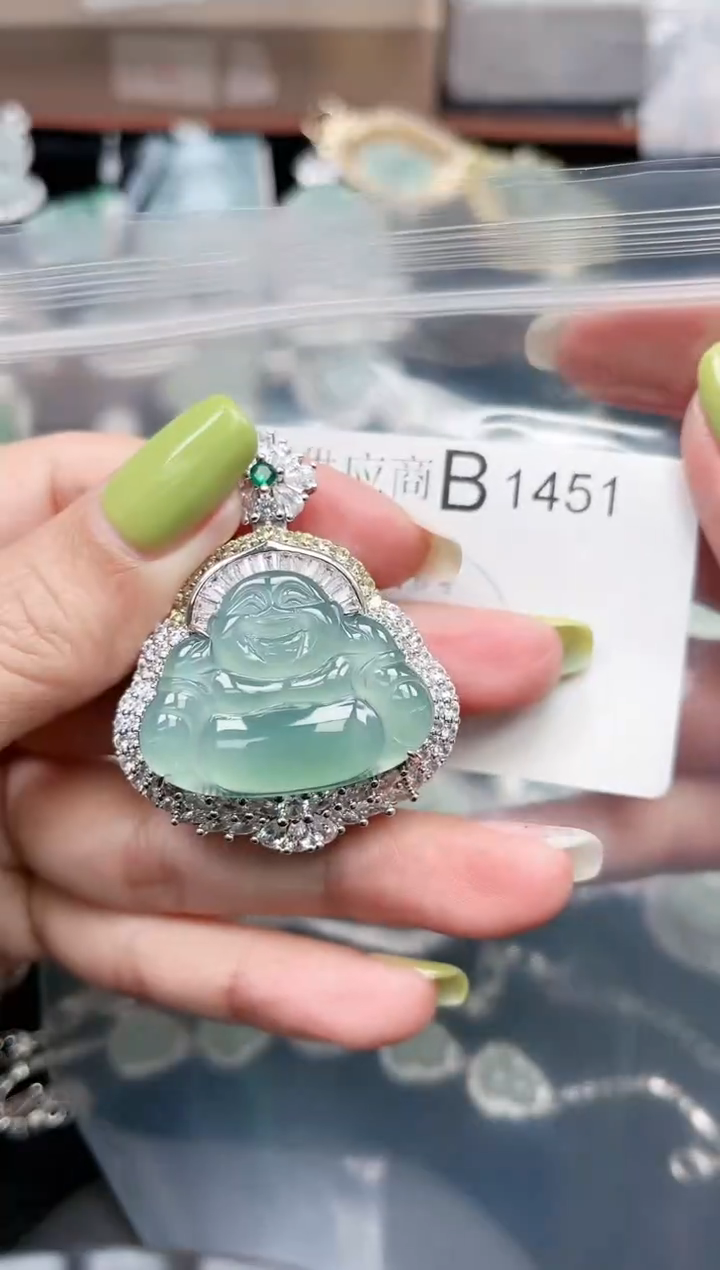 【闪购商品】翡翠颈饰未镶嵌1451赠皮绳