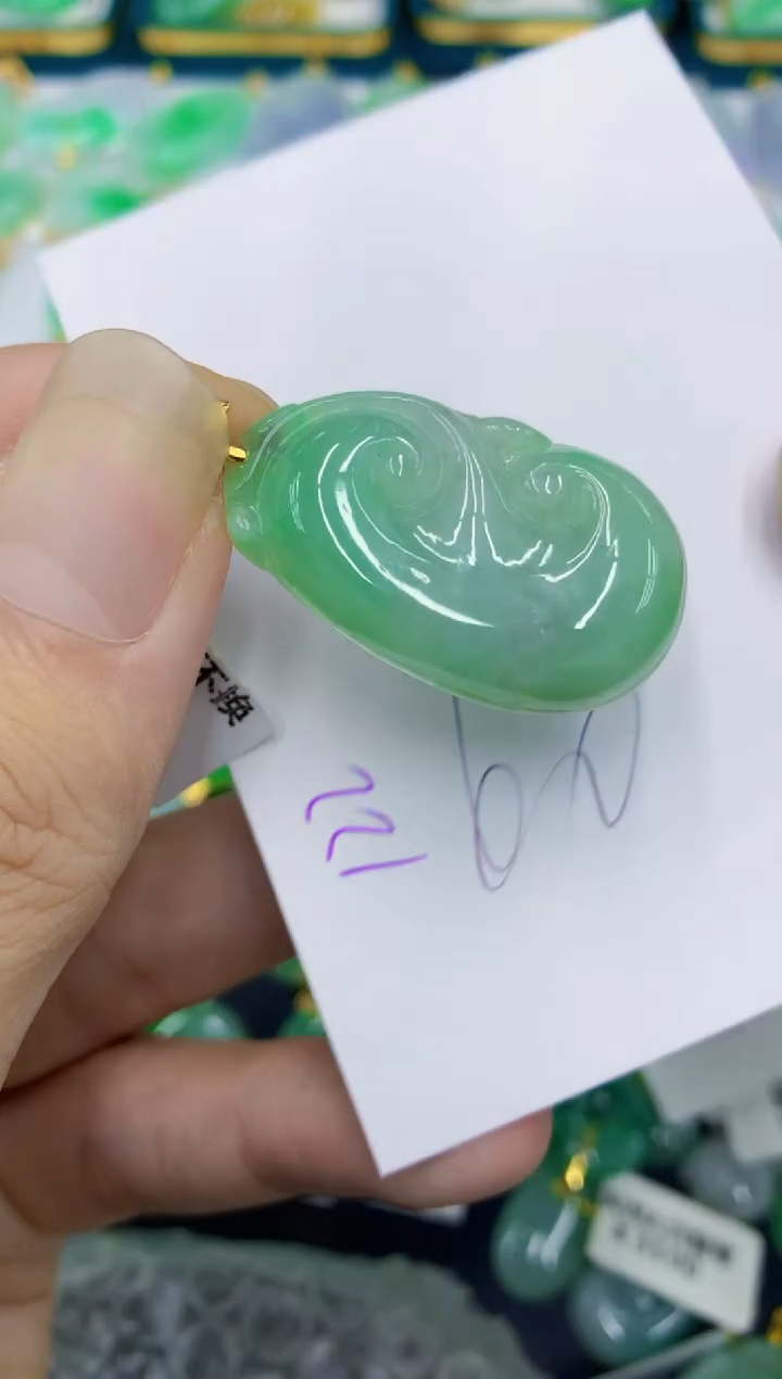 翡翠未镶嵌颈饰1111111111