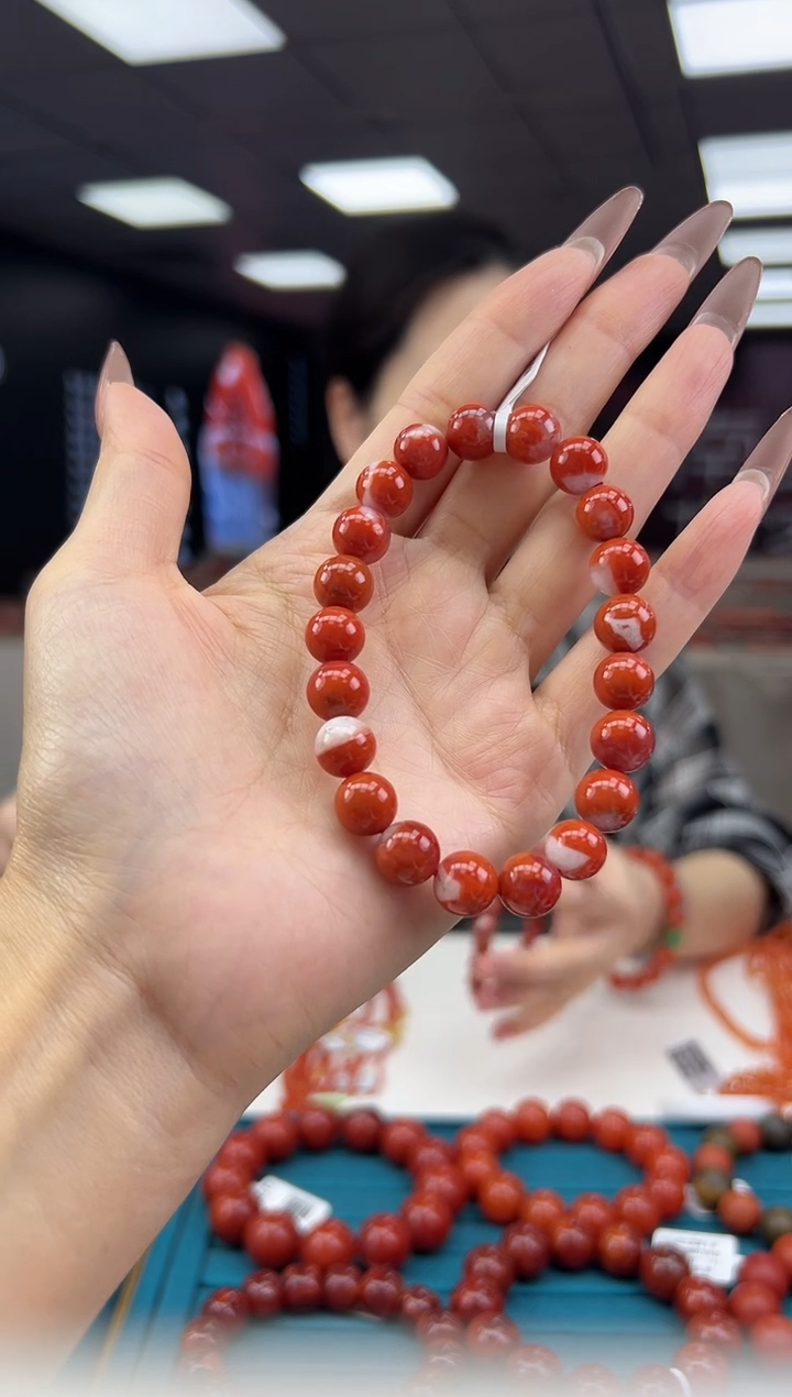 南红玛瑙手串未镶嵌6.6-9mm（多样式）