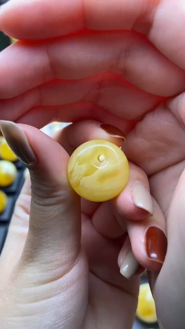 【闪购商品】琥珀裸石未镶嵌星筠珠宝优选23