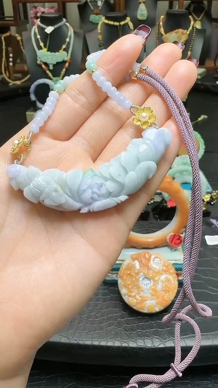 【闪购商品】翡翠颈饰未镶嵌天然翡翠花开富贵弯弯