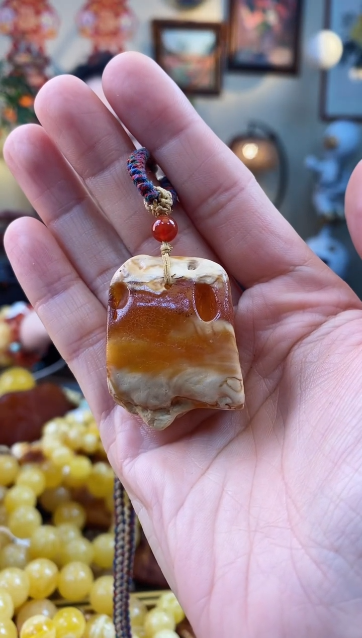 【闪购商品】琥珀颈饰未镶嵌吊坠