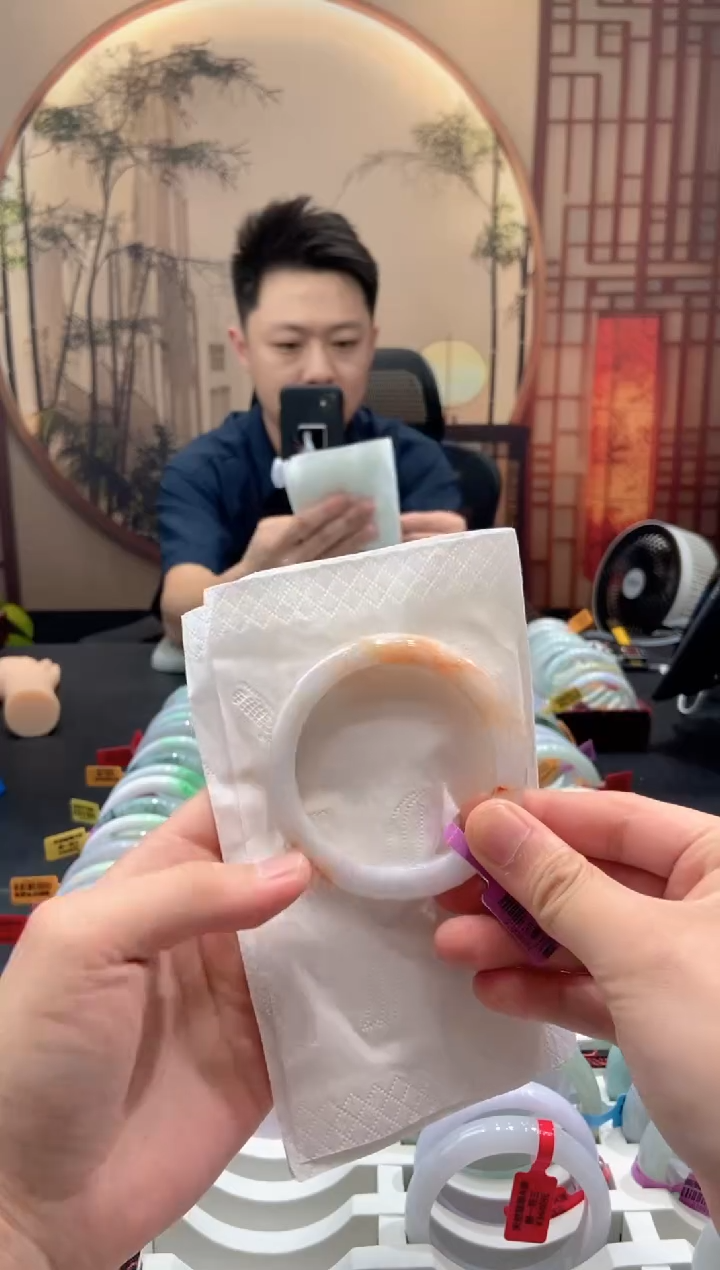 翡翠手镯未镶嵌000025508