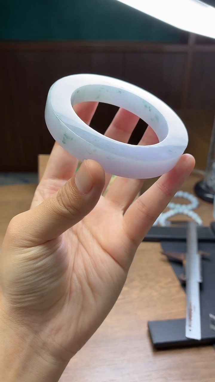 未镶嵌手镯定制翡翠冰**兰定制