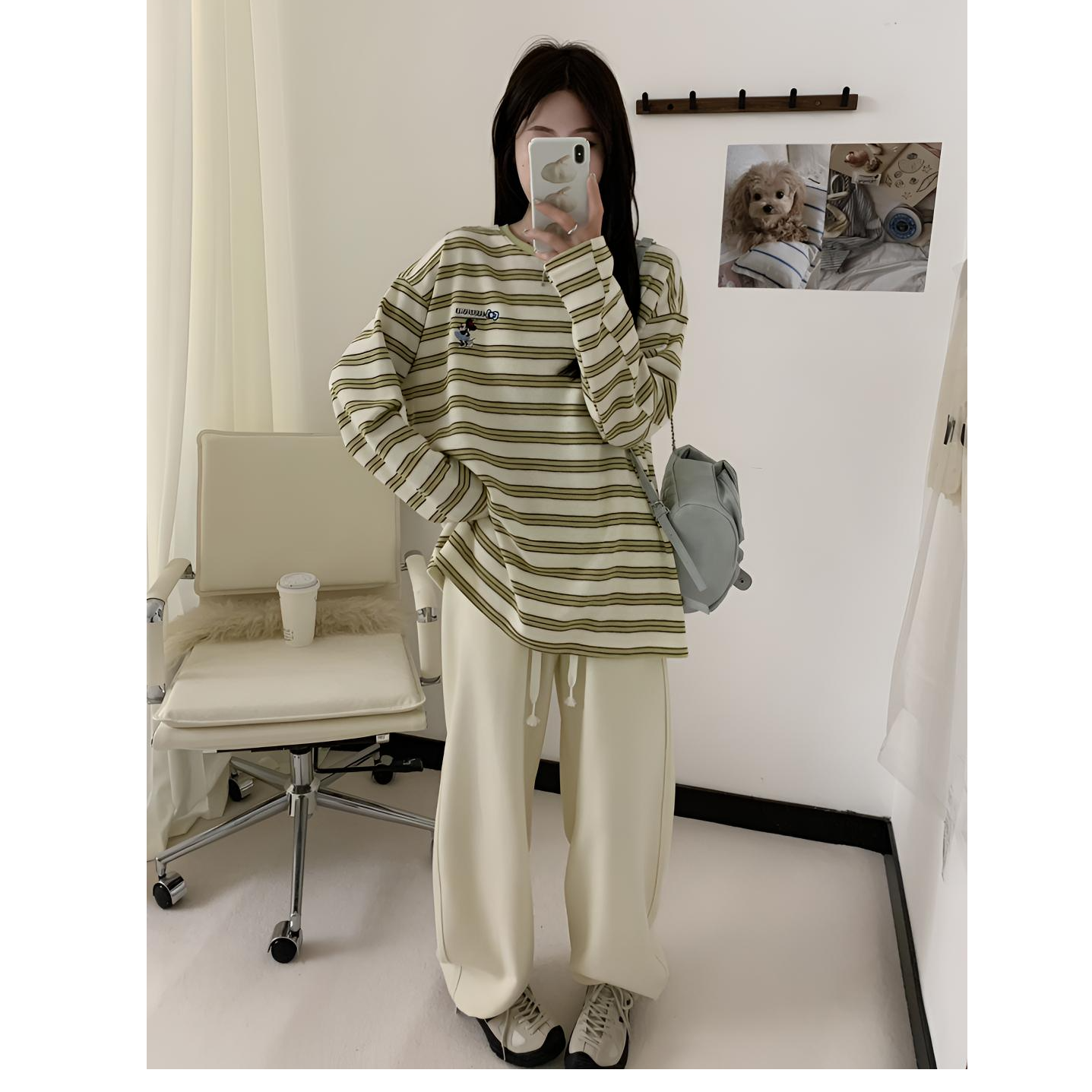 条纹刺绣长袖女T恤春秋宽松上衣休闲秋冬洋气