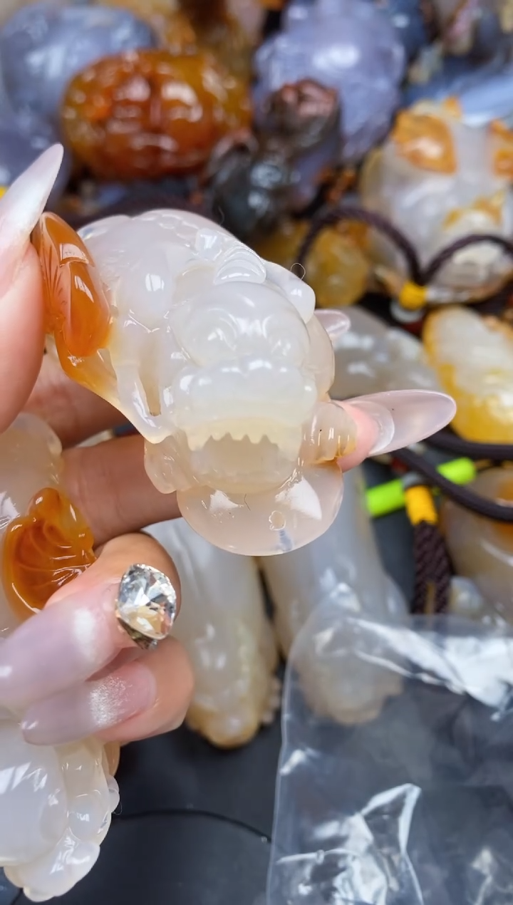 【闪购商品】玛瑙/玉髓颈饰未镶嵌ll