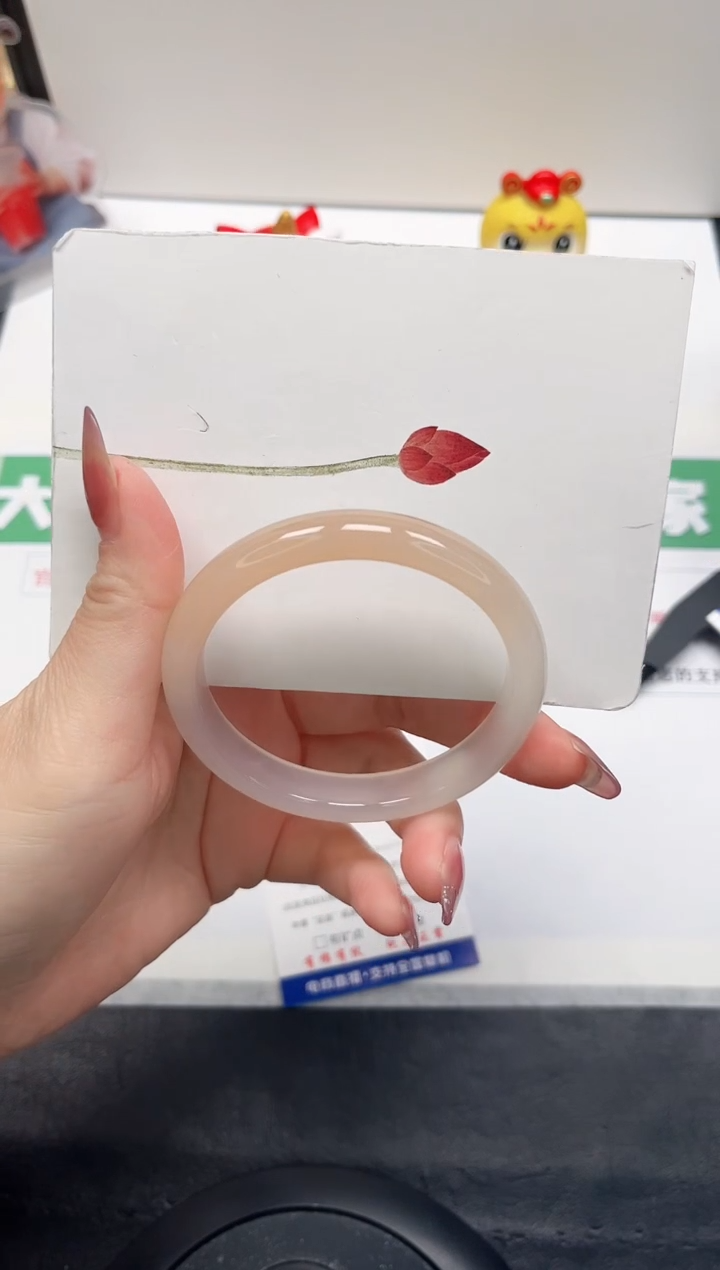 【闪购商品】石英质玉手镯未镶嵌5-57