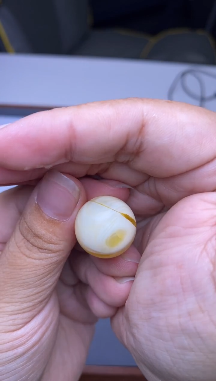 裸石琥珀未镶嵌大小姐珠宝严选162