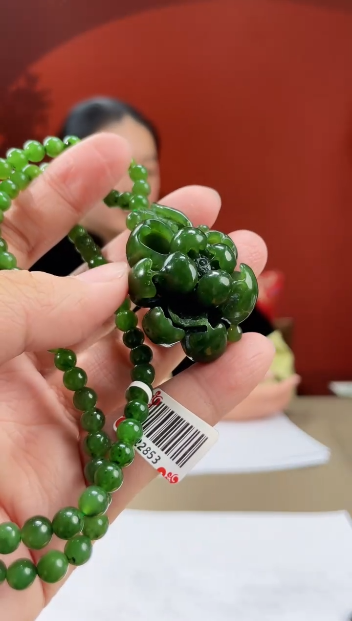 【闪购商品】定制和田玉多样性发货拍一发一03115