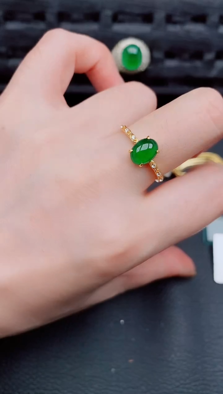 【闪购商品】翡翠戒指银S925镶嵌天然a货翡翠772