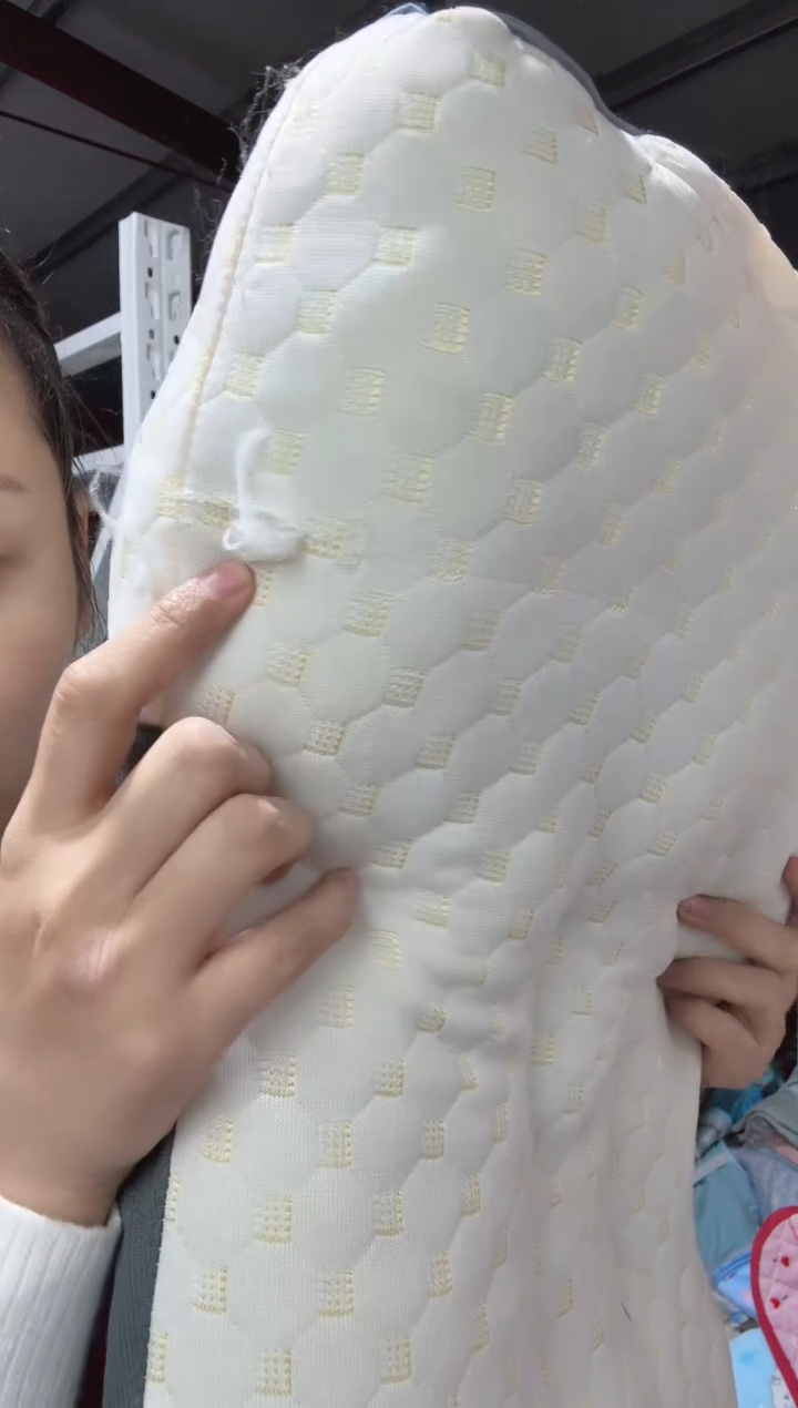 满35包邮   瑕疵  破洞枕套一个43*63