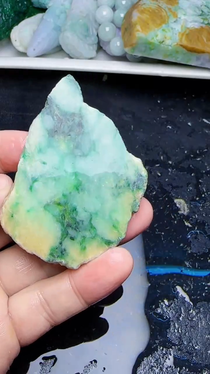 未镶嵌挂件翡翠能055