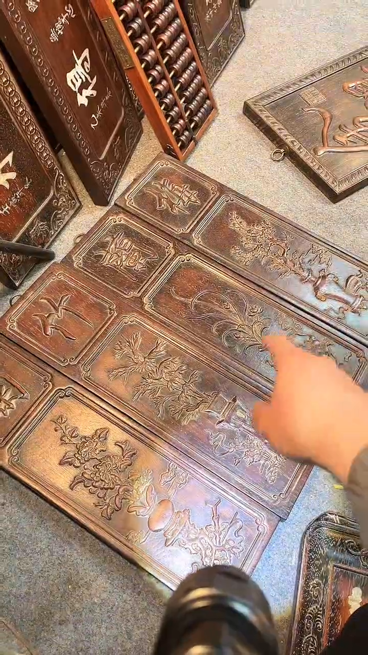 【闪购商品】非洲紫檀（红花梨）50x60cm