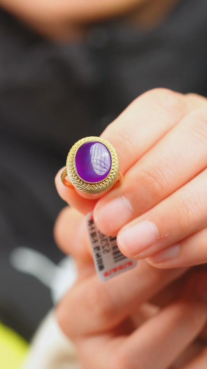 18K金镶嵌苏纪石（舒俱来）戒指67