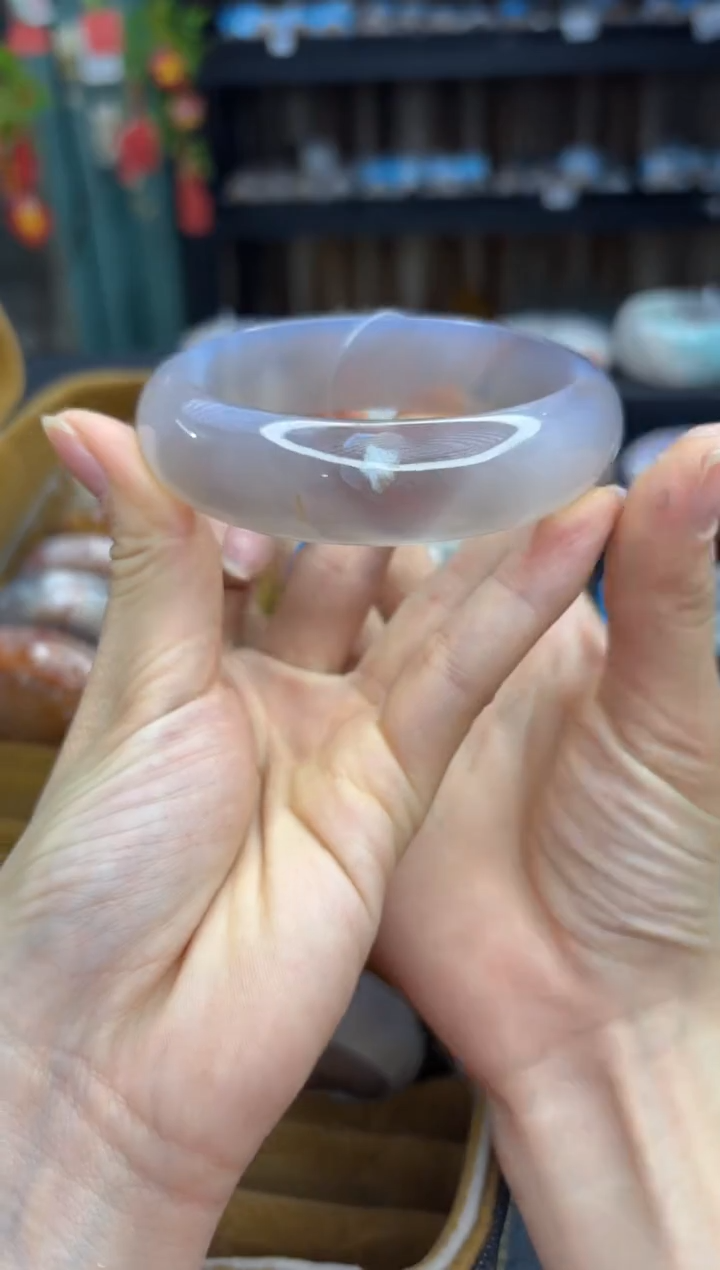 【闪购商品】石英质玉手镯未镶嵌2081（64圈）