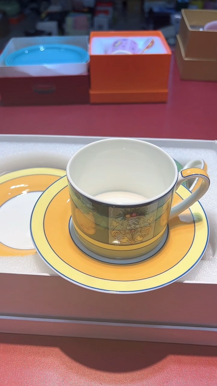 【闪购商品】瓷片锅碗瓢彭一件不剩