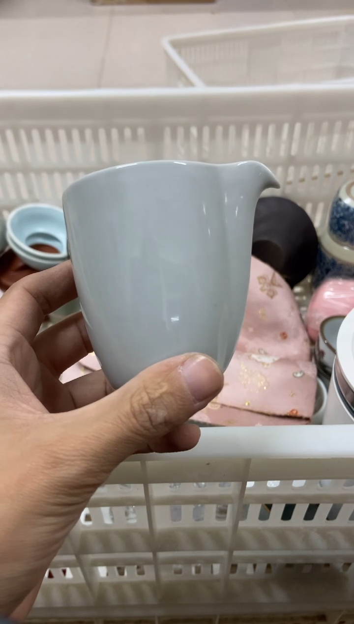 杯子瓷无运费险有瑕疵的摄影的产品有使用过的痕迹有点脏介意勿拍