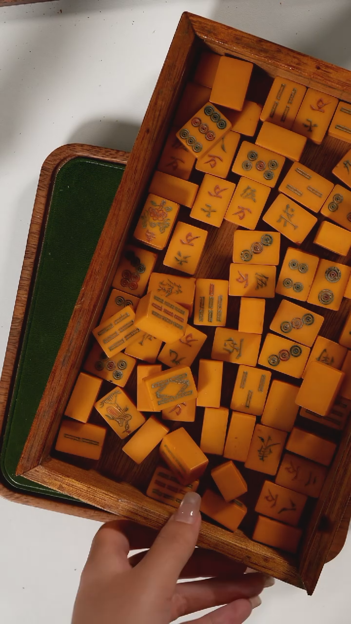 树脂制品老料密胺文玩配饰文玩三通17x21MM