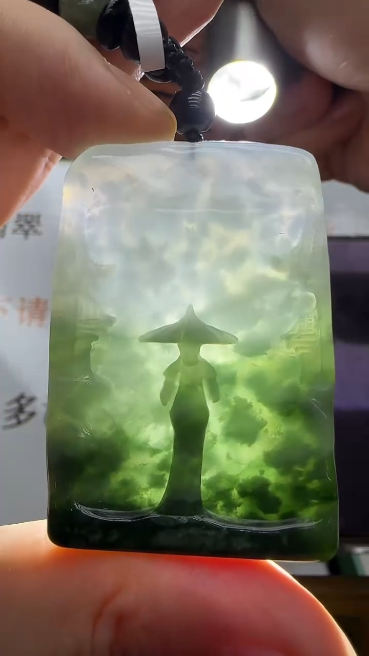 【闪购商品】翡翠挂件未镶嵌国雕谢林工（定制退货扣1000元）