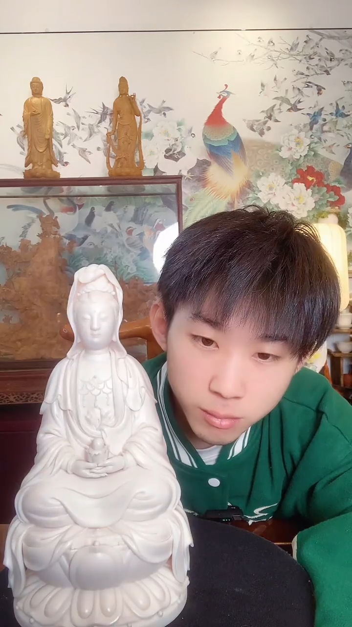 摆件德化白瓷  坐古莲观音高   29cm 陈进宝老师