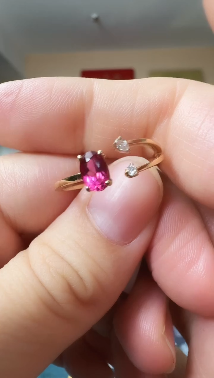 【闪购商品】碧玺戒指18K金镶嵌碧玺戒指