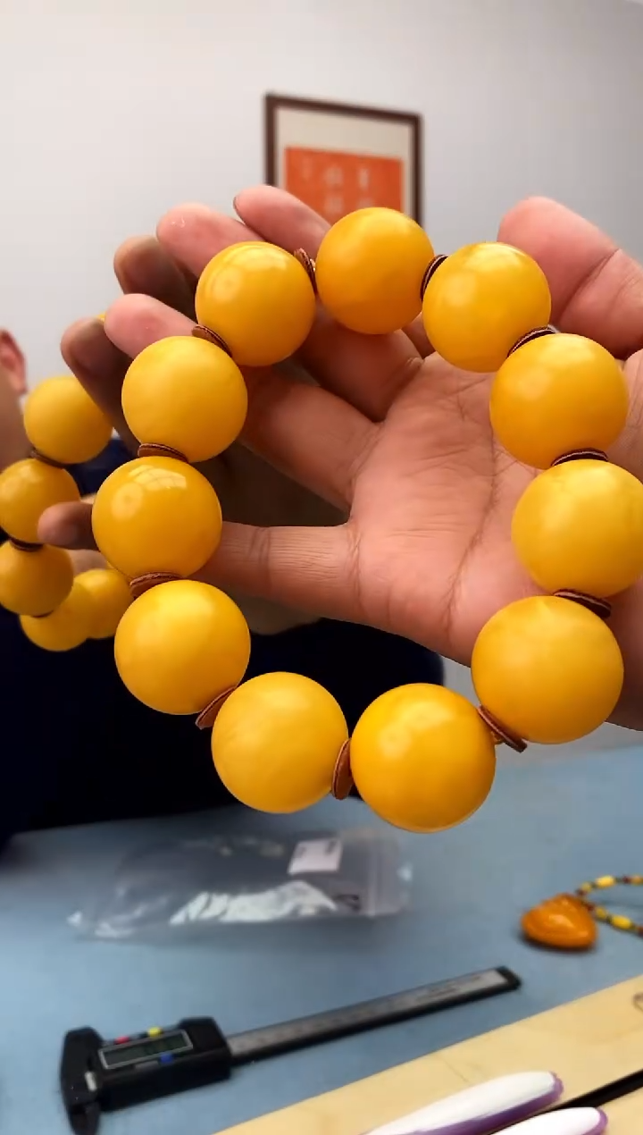 【闪购商品】蜜蜡珠宝奇石未镶嵌假一罚十，发一件