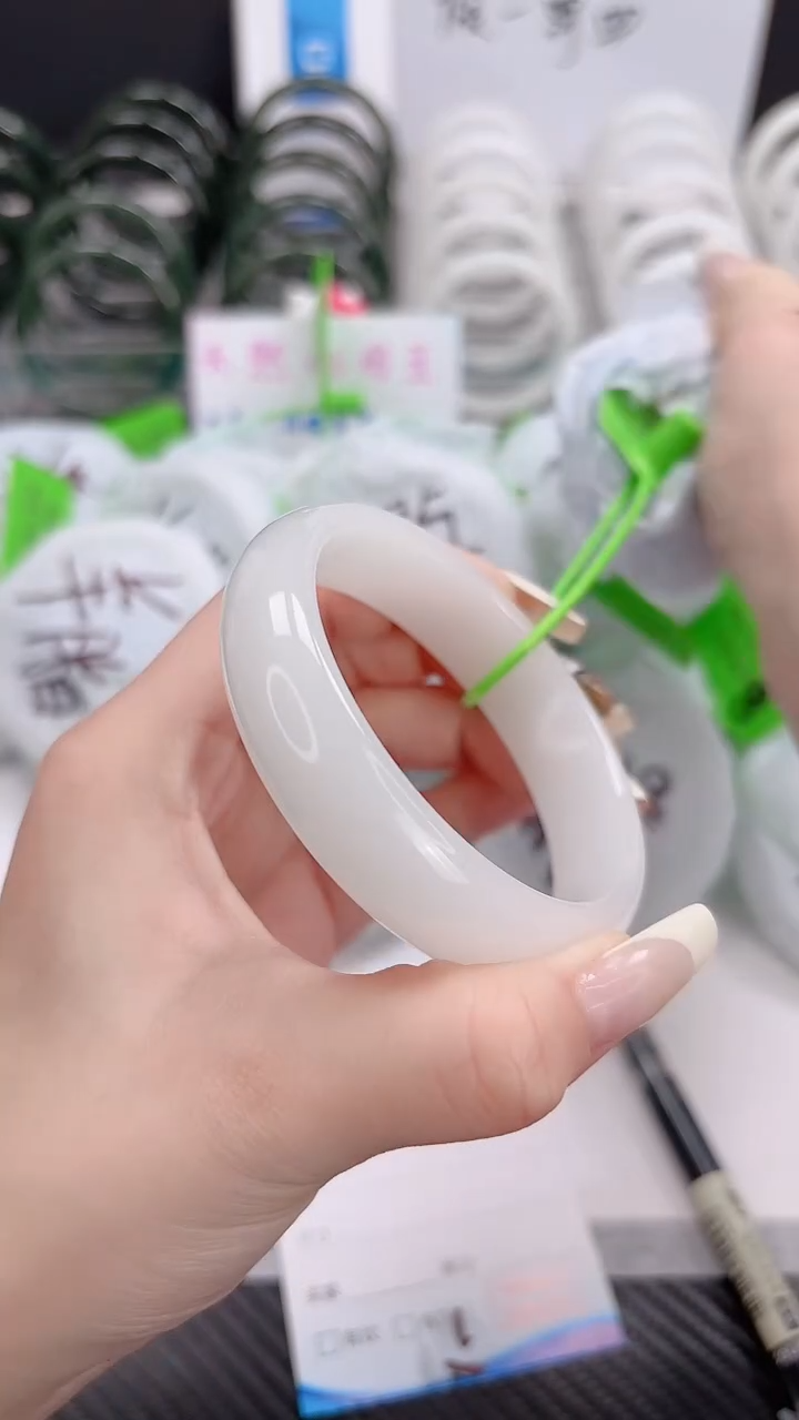 未镶嵌手镯和田玉12.20/37/60-61